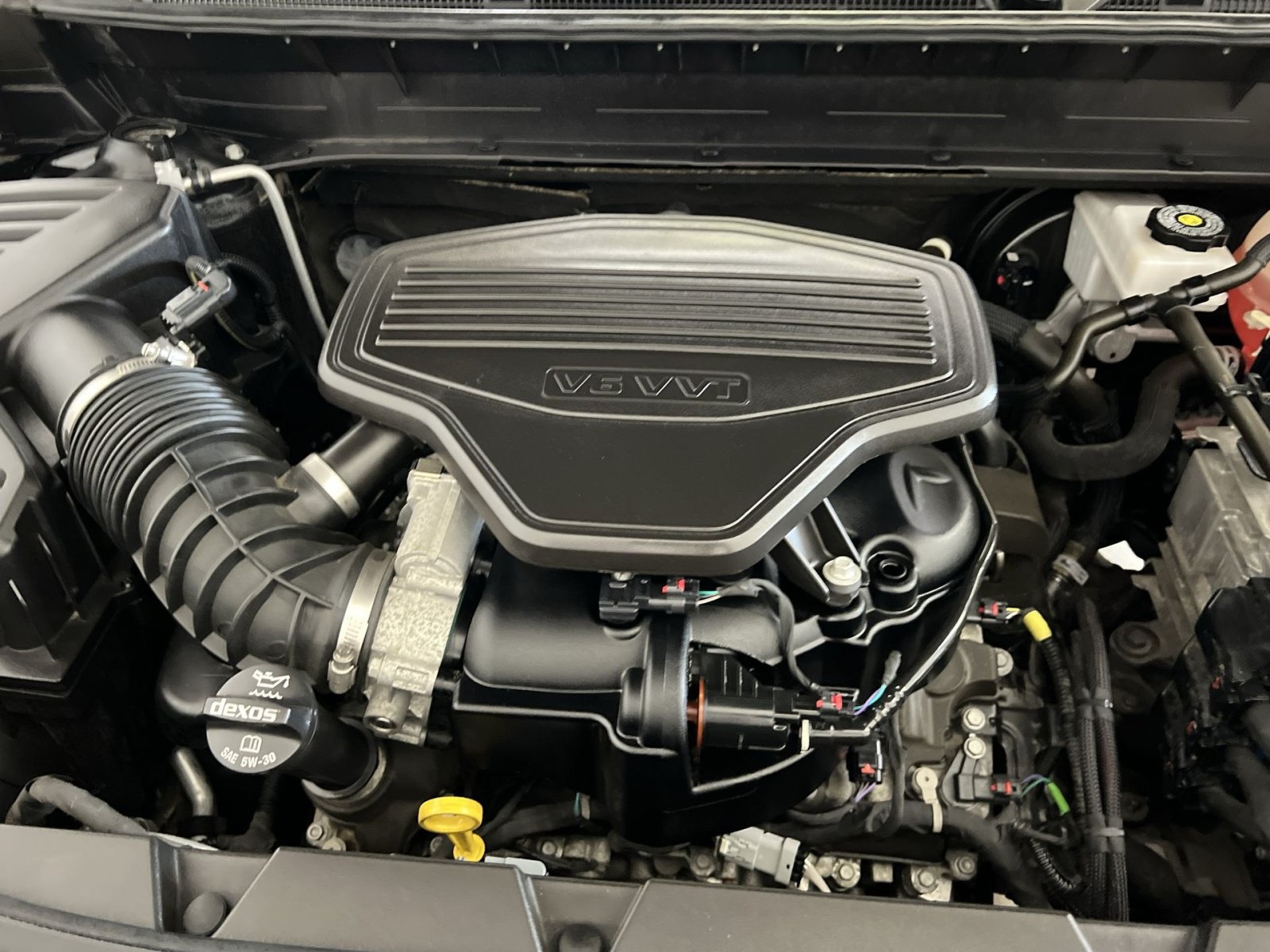 Used 2020 GMC Acadia AT4 w/ Driver Alert Package II AWD/4WD image 28