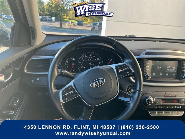 Used 2020 Kia Sorento EX AWD/4WD image 18