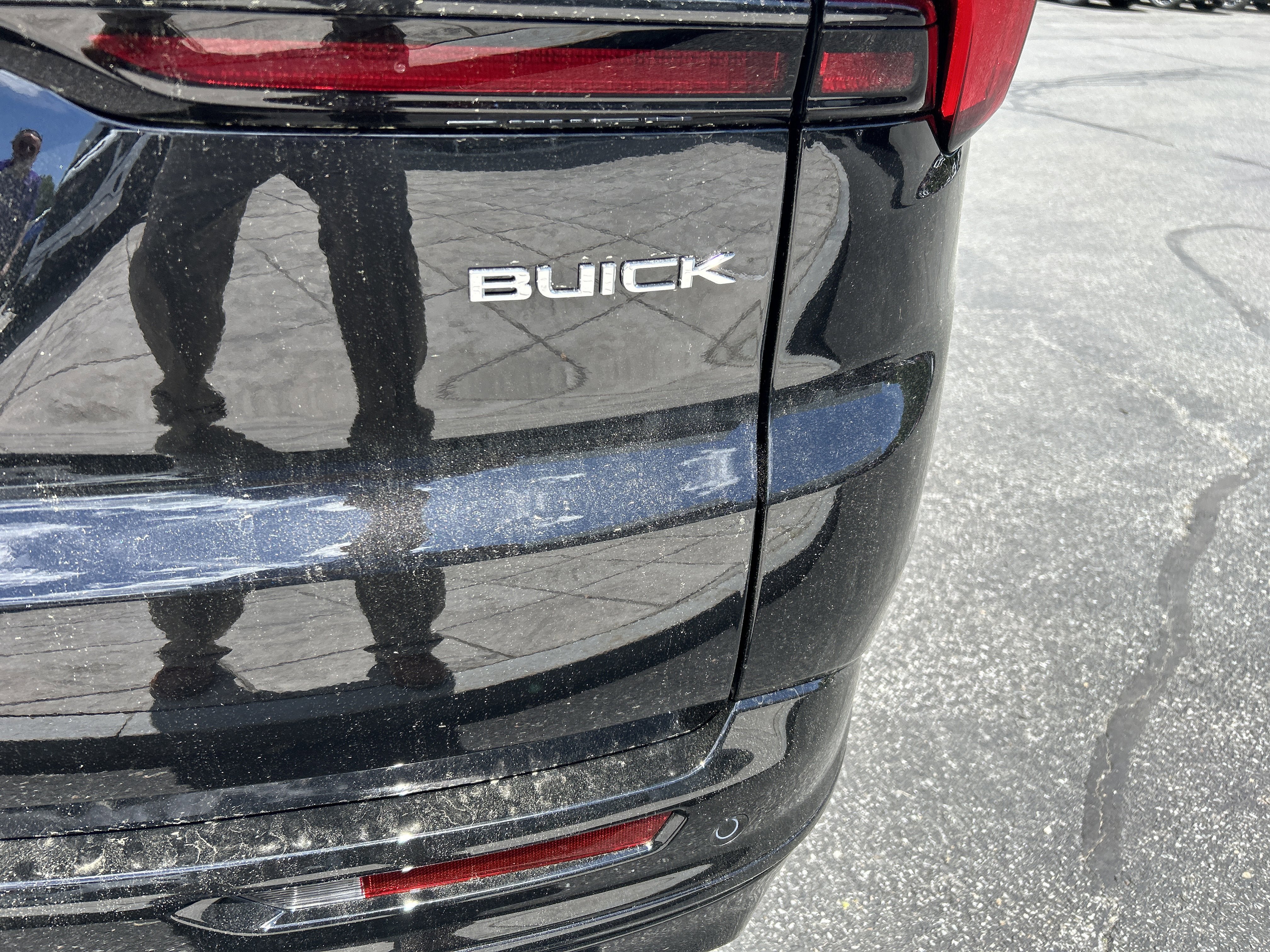 New 2026 Buick Enclave Sport Touring w/ Power Package AWD/4WD image 8