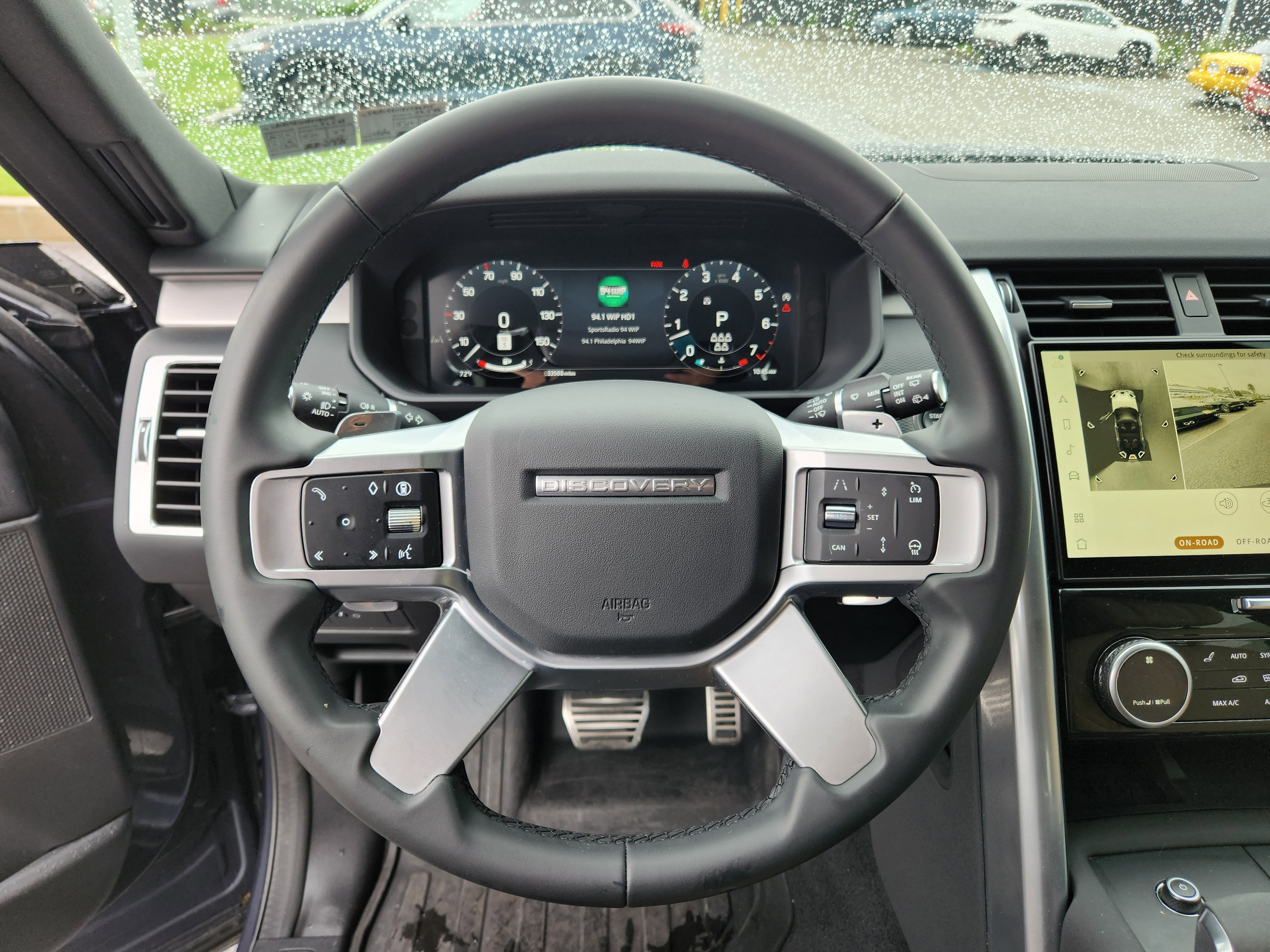 Certified 2024 Land Rover Discovery Dynamic SE AWD/4WD image 37