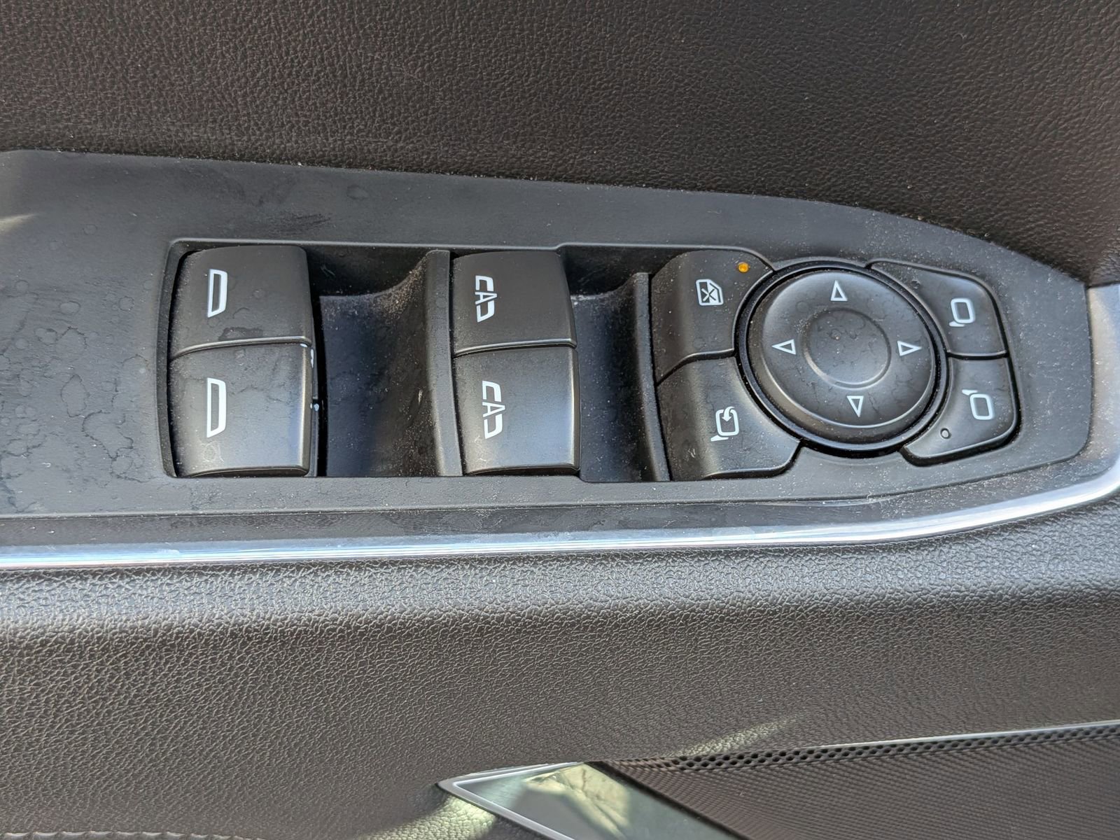 Used 2025 GMC Sierra 1500 SLT image 14