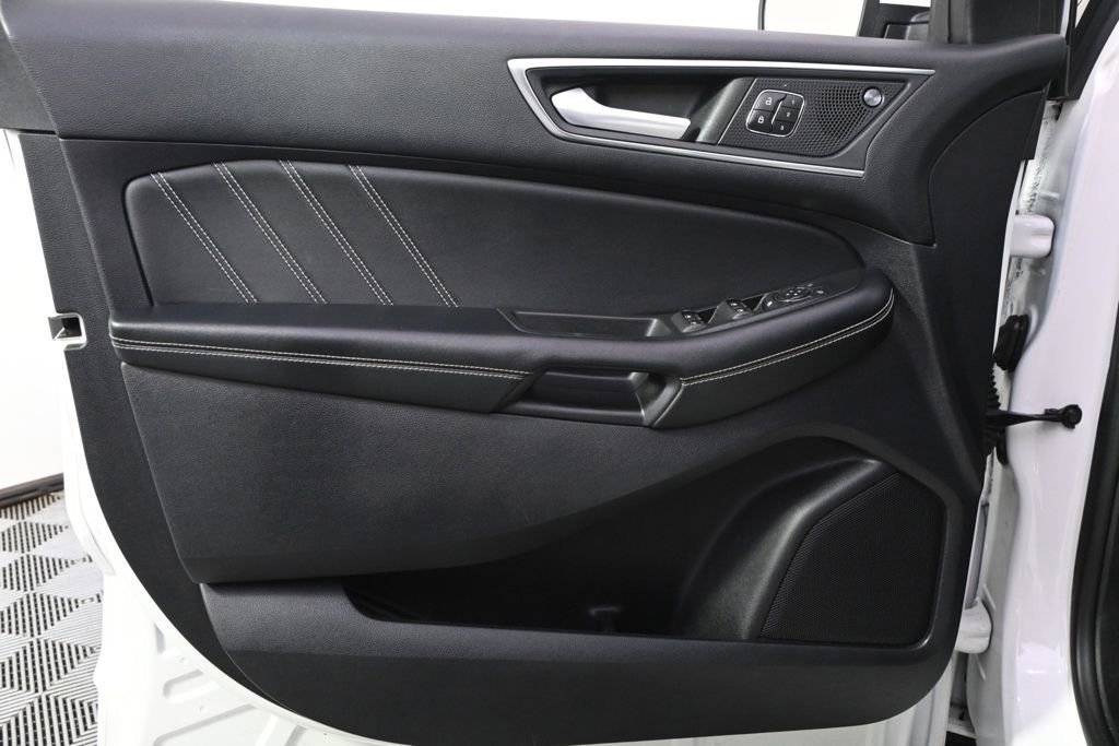 Used 2022 Ford Edge ST w/ Equipment Group 401A image 22