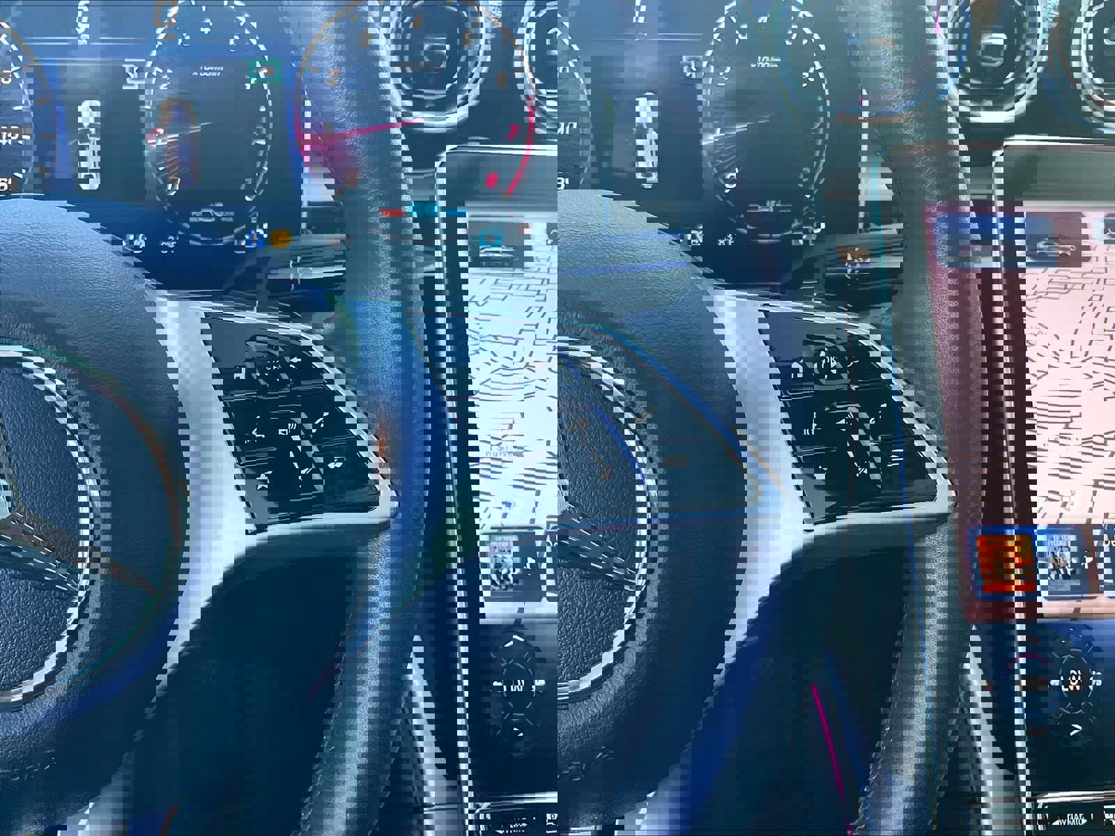 Used 2022 Mercedes-Benz C 300 Sedan image 20