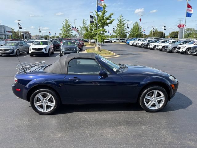 Used 2007 MAZDA MX-5 Miata Sport w/ Convenience Pkg RWD image 17