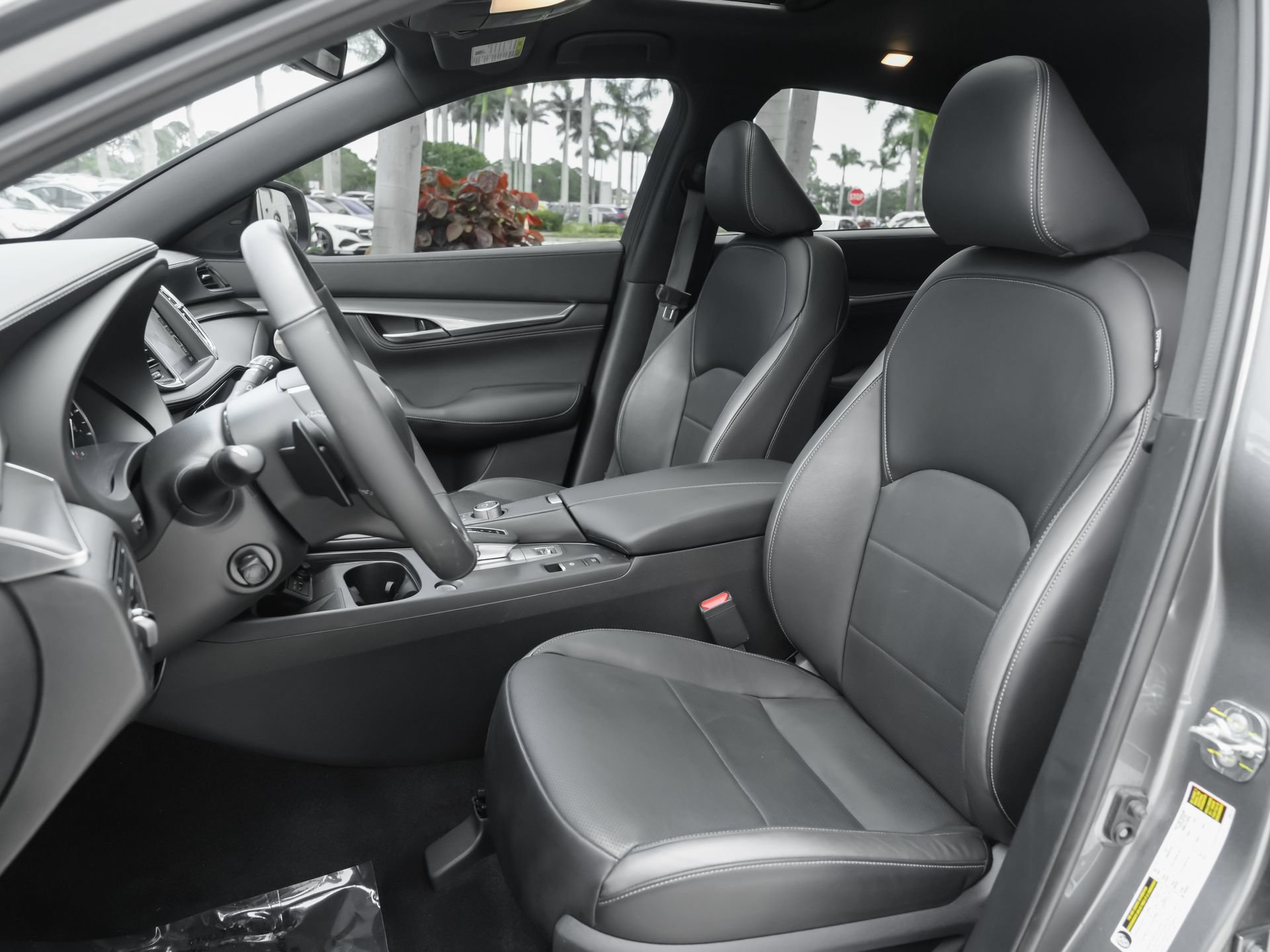 Certified 2024 INFINITI QX55 Essential AWD/4WD image 18