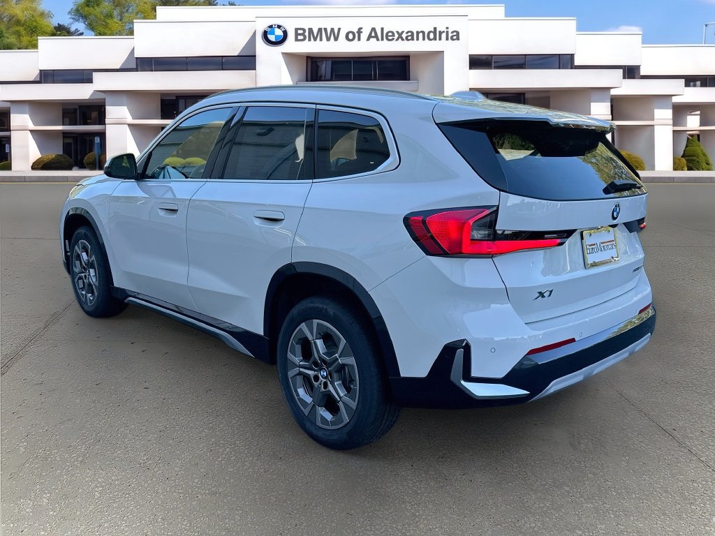 New 2027 BMW X1 xDrive28i AWD/4WD image 7