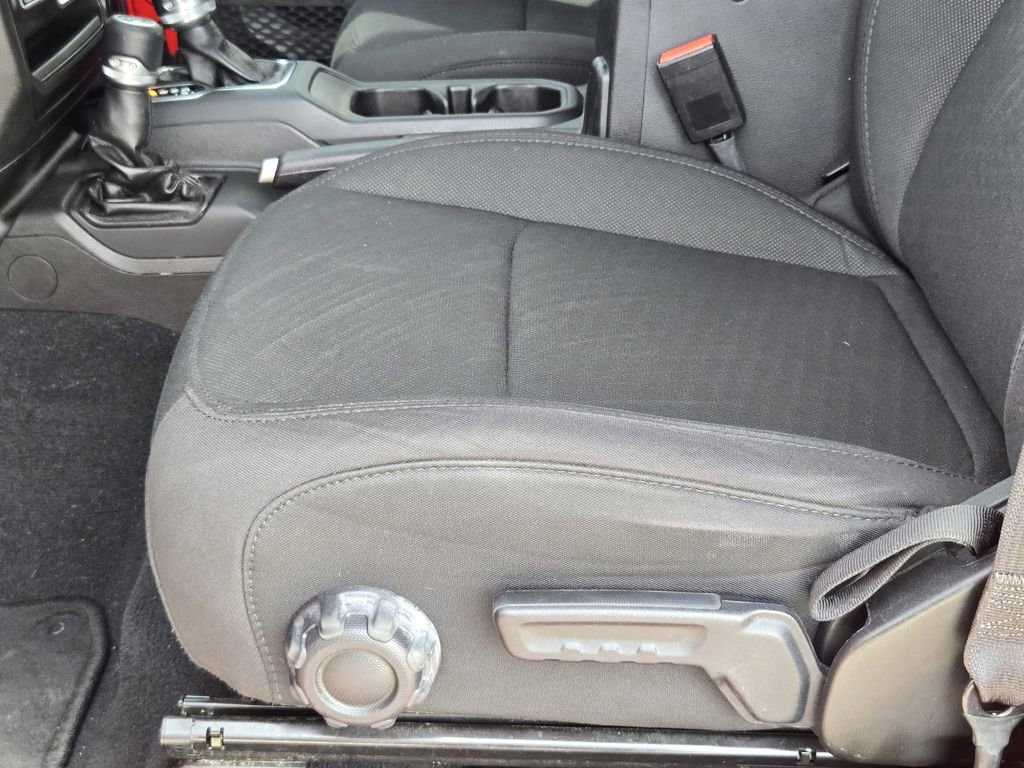 Used 2022 Jeep Wrangler Unlimited Sport image 23