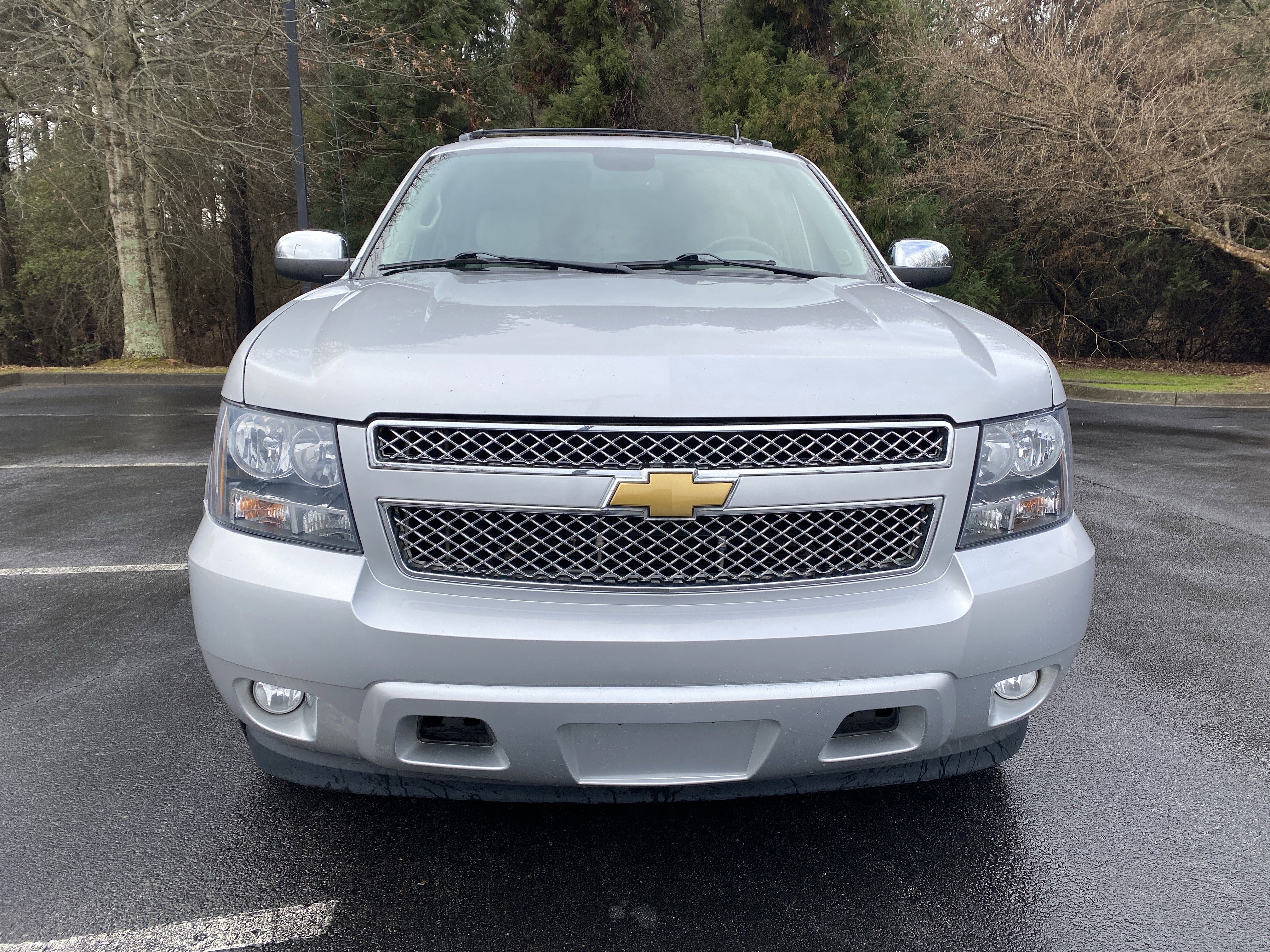 Used 2013 Chevrolet Avalanche LT w/ All-Star Edition image 3