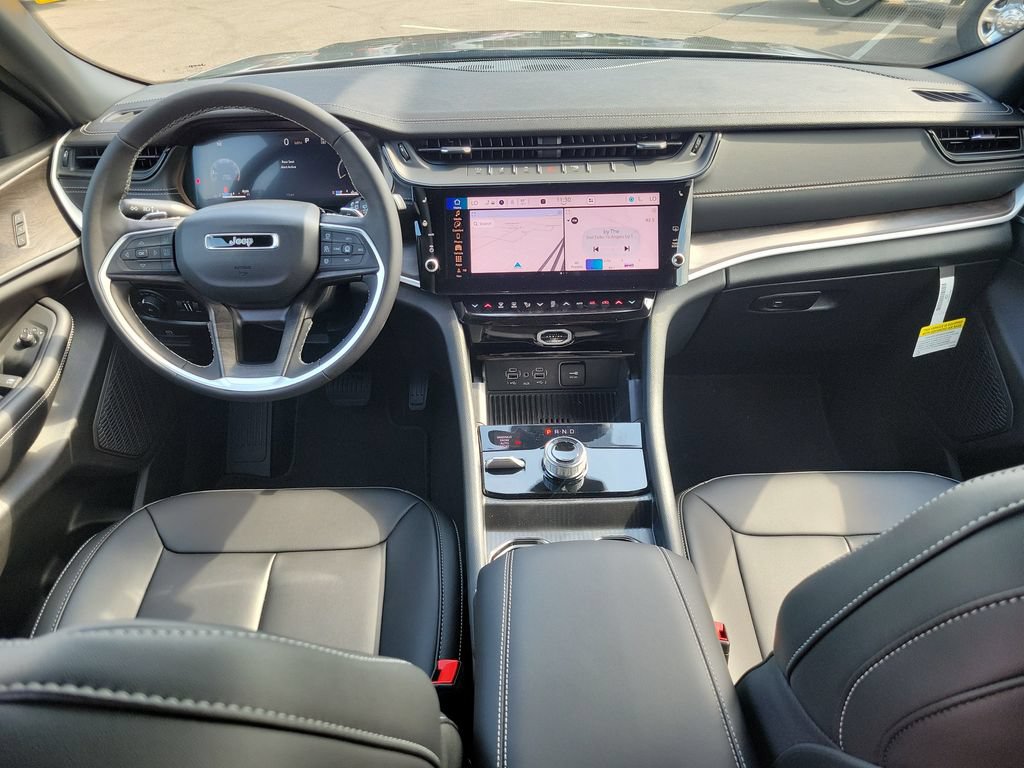 New 2027 Jeep Grand Cherokee Limited AWD/4WD image 7