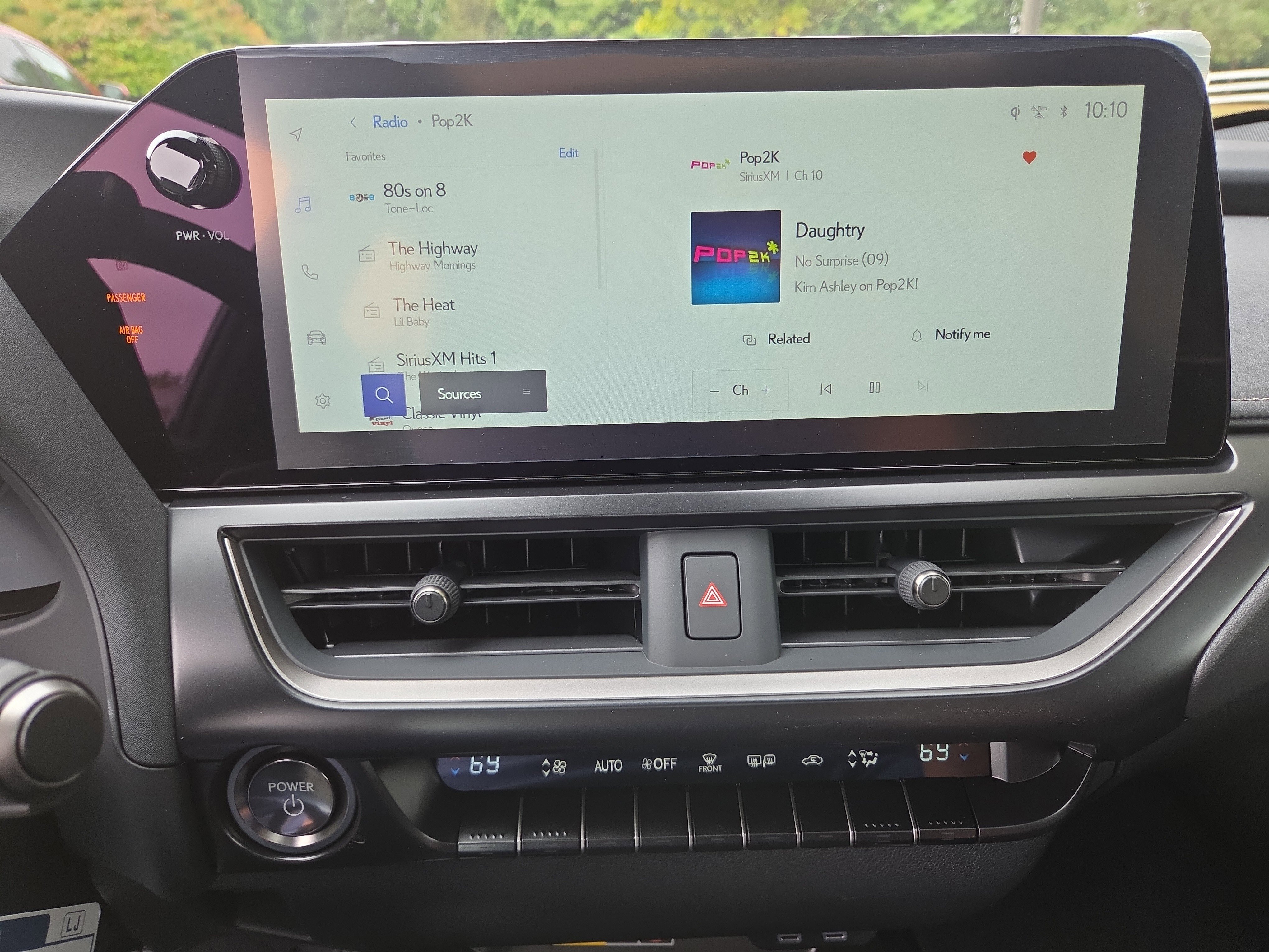 New 2025 Lexus UX 300h AWD image 13