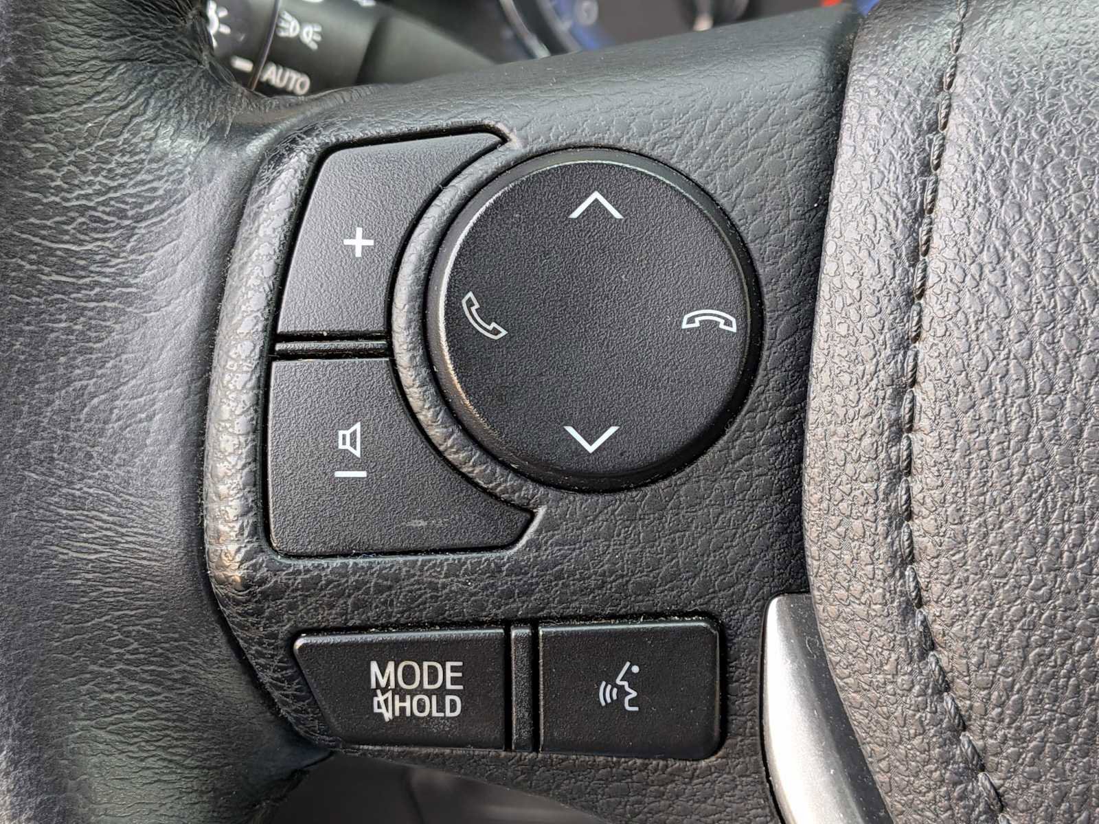 Used 2017 Toyota Corolla SE image 22