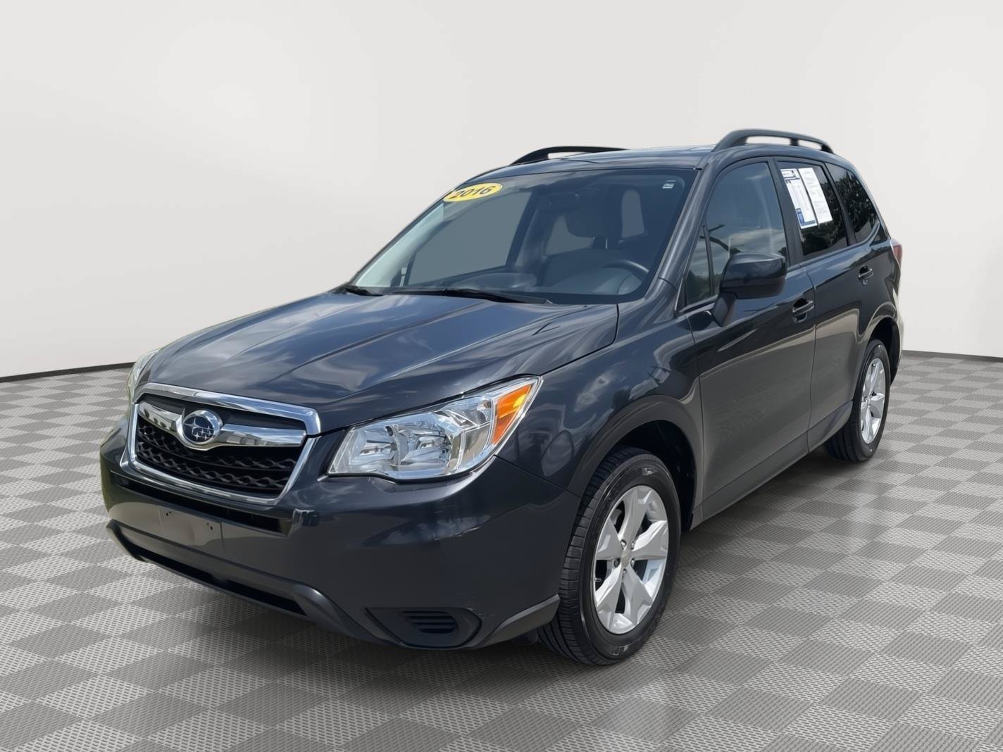 Used 2016 Subaru Forester 2.5i Premium w/ Popular Package #1 AWD/4WD image 4