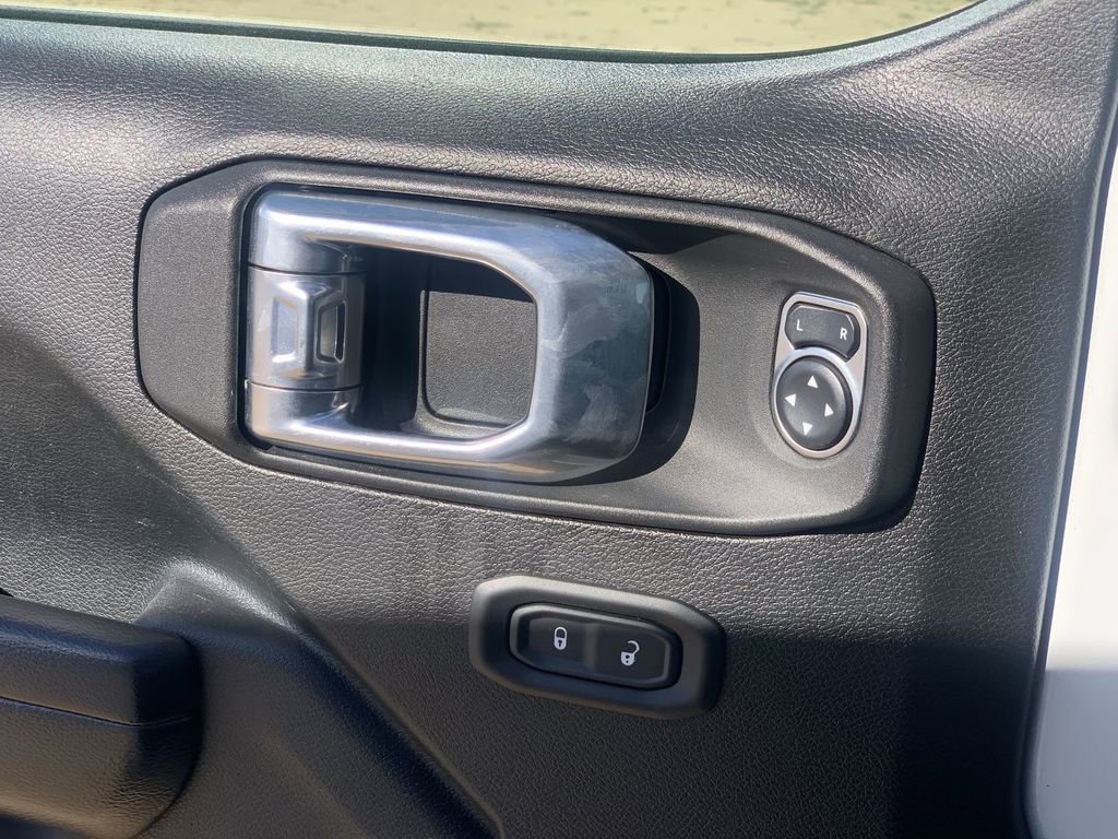 Used 2021 Jeep Wrangler Unlimited Sport image 22