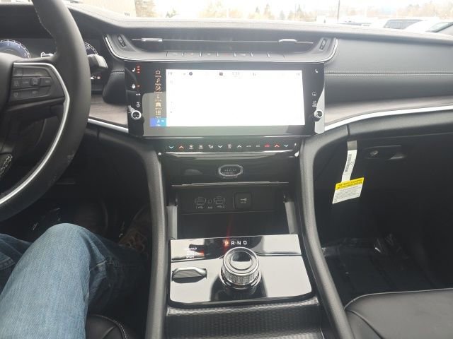 New 2026 Jeep Grand Cherokee Limited image 23