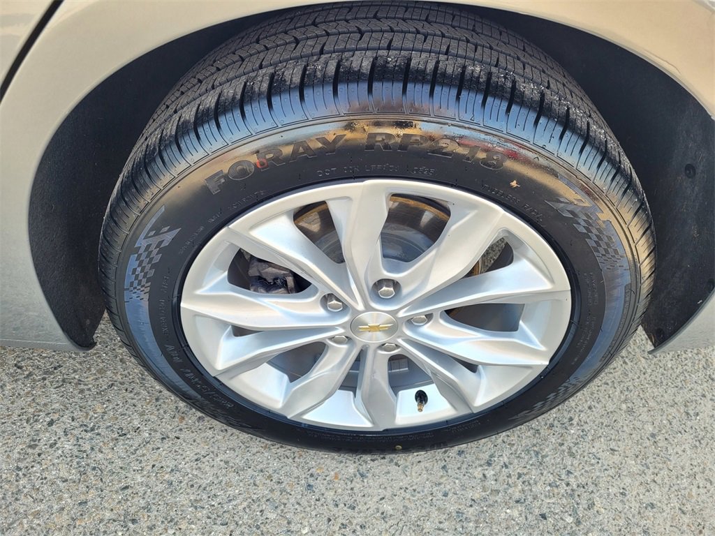Used 2024 Chevrolet Malibu LT image 23