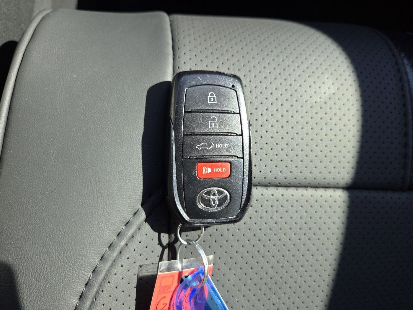 Used 2022 Toyota Tundra SR5 w/ Convenience Package image 33