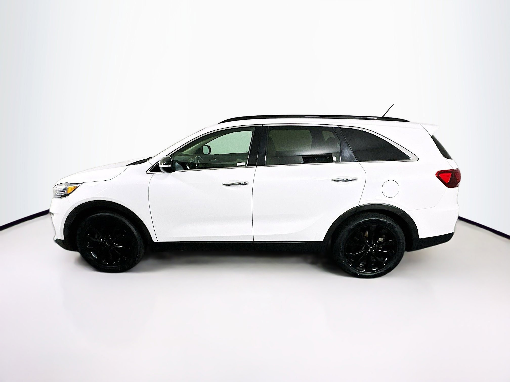 Used 2020 Kia Sorento S image 4