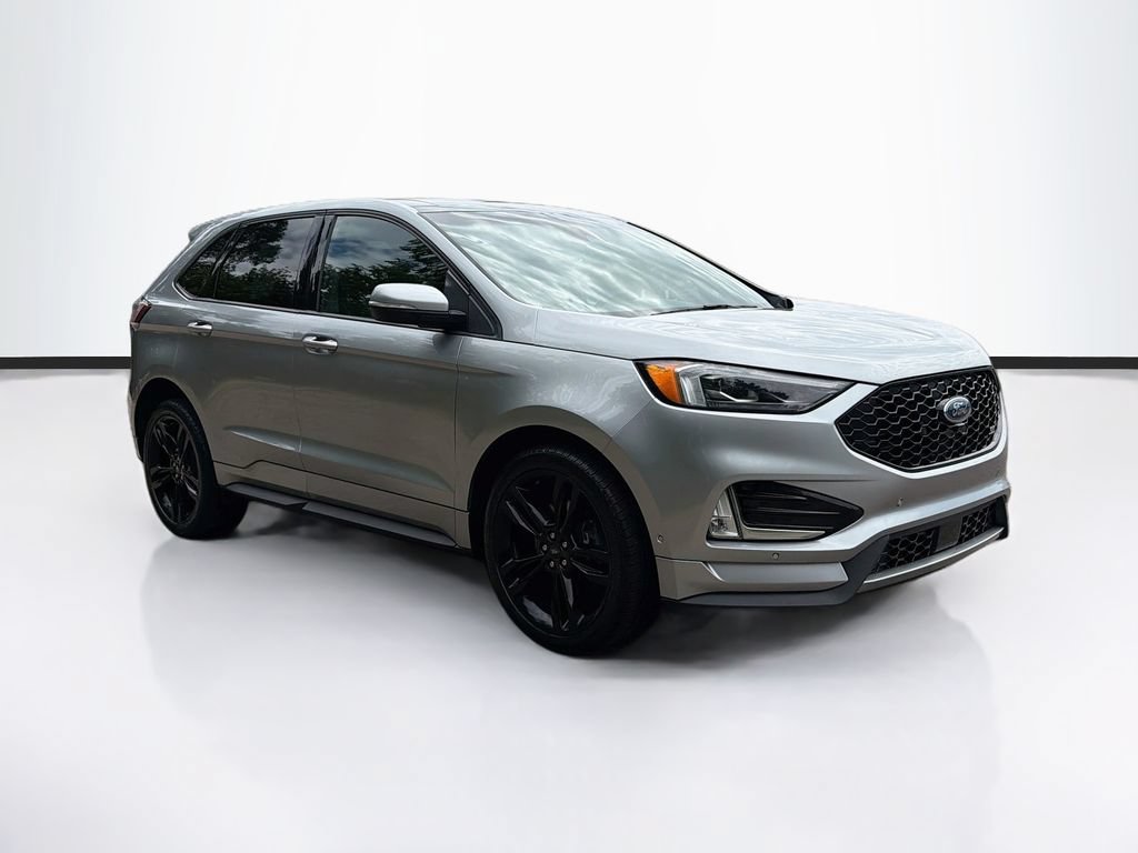 Used 2020 Ford Edge ST w/ Equipment Group 401A AWD/4WD image 3
