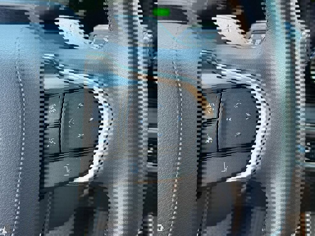 Used 2024 Lexus RX 350 w/ Convenience Package image 17