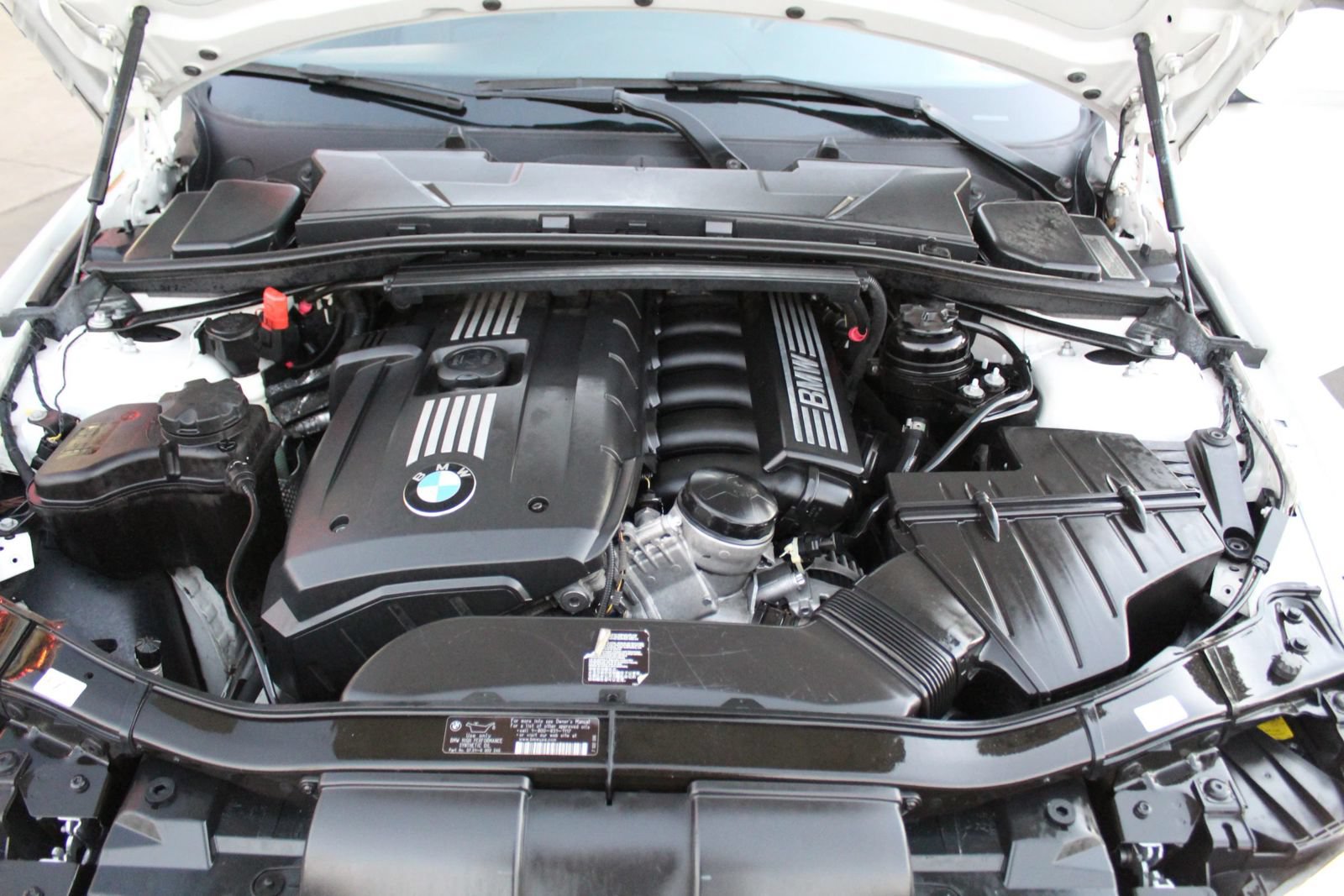 Used 2013 BMW 328i Convertible RWD image 32