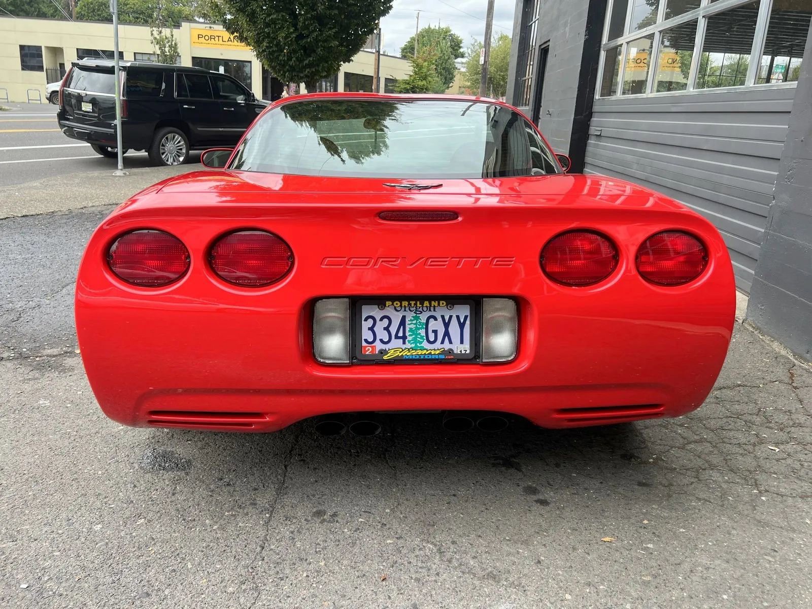 Used 1999 Chevrolet Corvette Coupe w/ Roof Pkg image 4