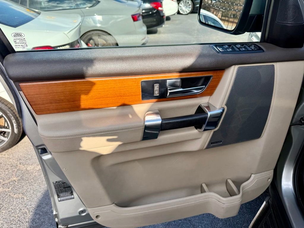 Used 2011 Land Rover LR4 HSE image 10