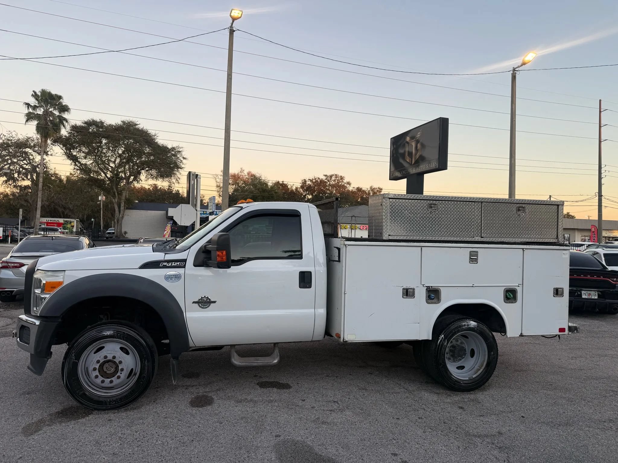 Used 2016 Ford F450 XL w/ Power Equipment Group AWD/4WD image 4