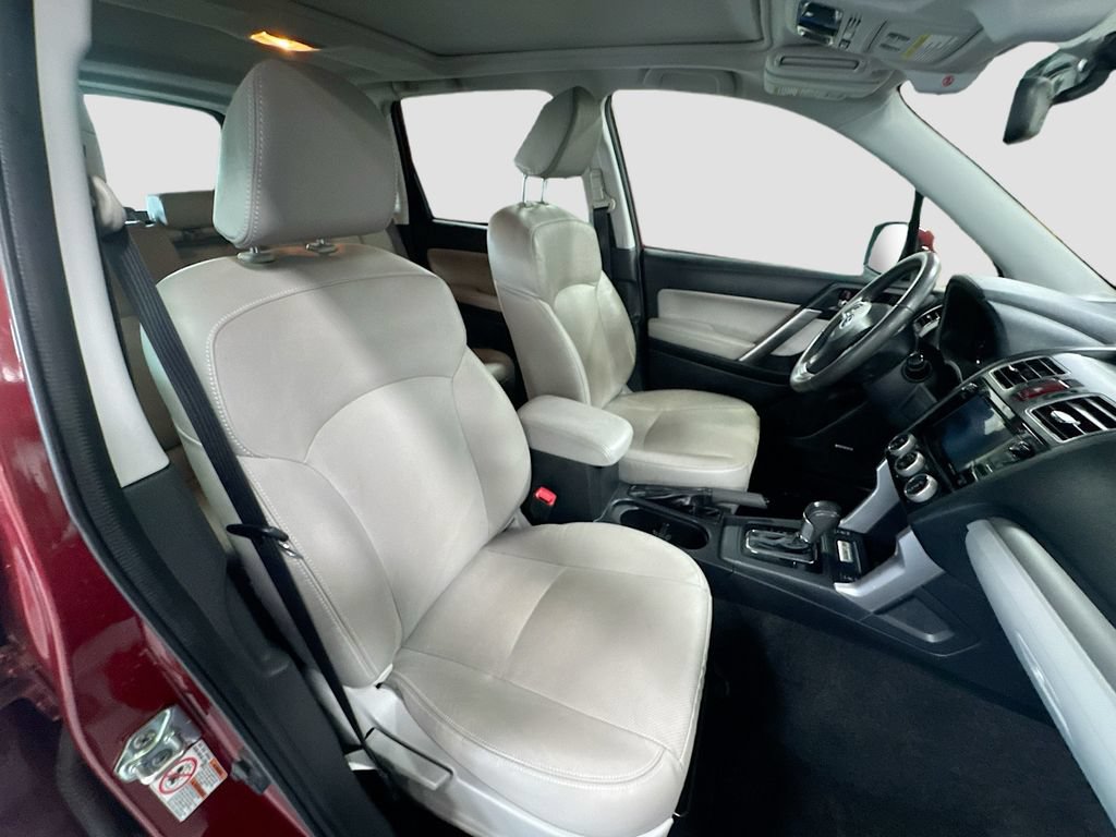 Used 2016 Subaru Forester 2.5i Touring w/ Eyesight & Navigation System AWD/4WD image 27