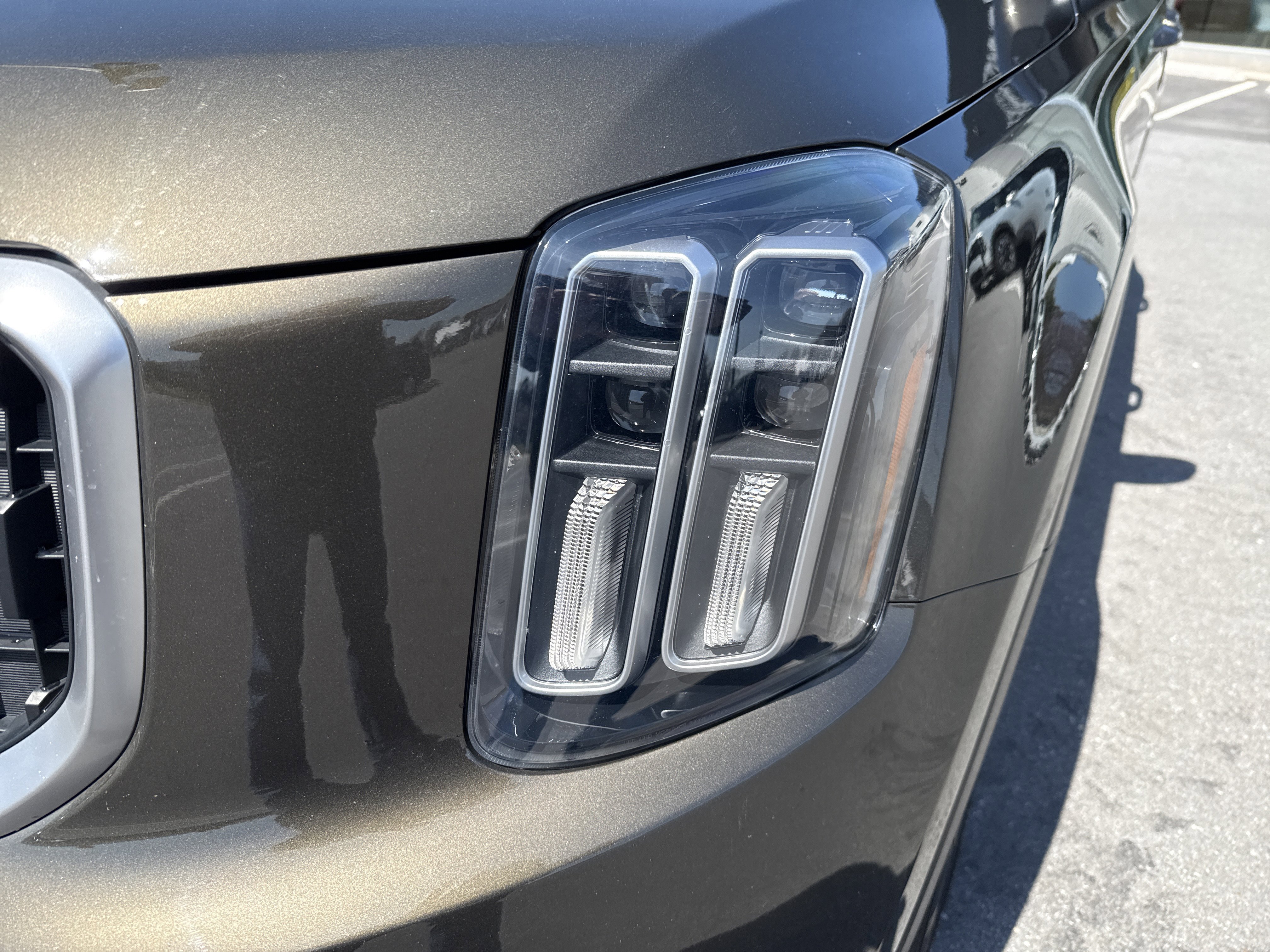 Used 2023 Kia Telluride EX image 12