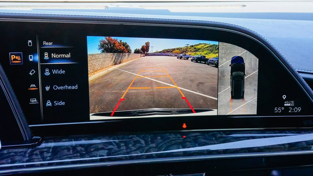 Certified 2021 Cadillac Escalade Premium Luxury image 26