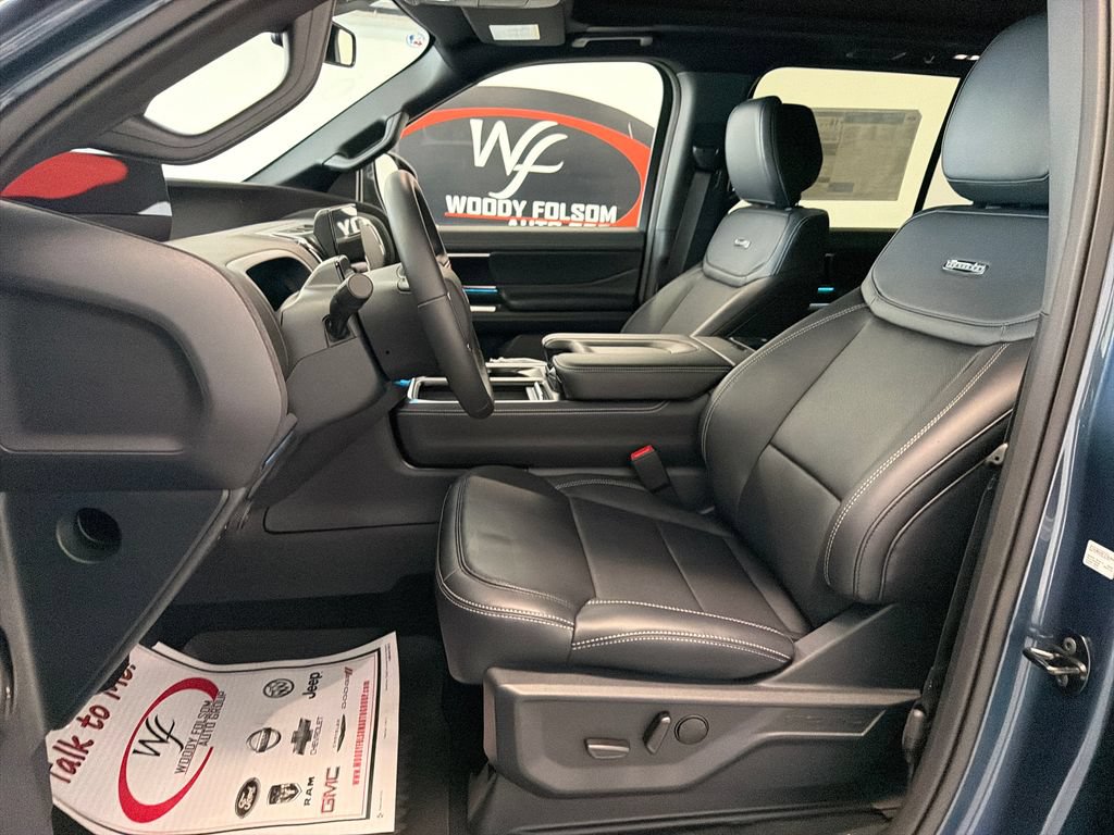 New 2027 Ford Expedition Platinum w/ Stealth Performance Package AWD/4WD image 10
