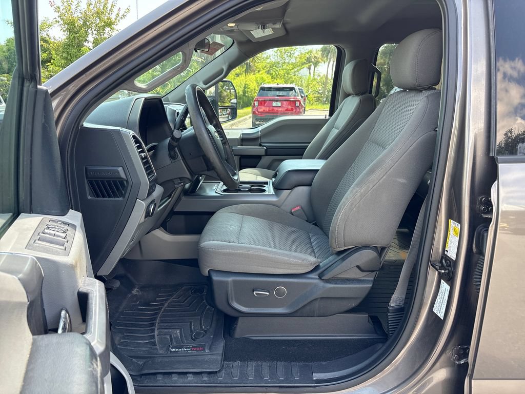 Certified 2019 Ford F450 XLT w/ XLT Premium Package AWD/4WD image 29