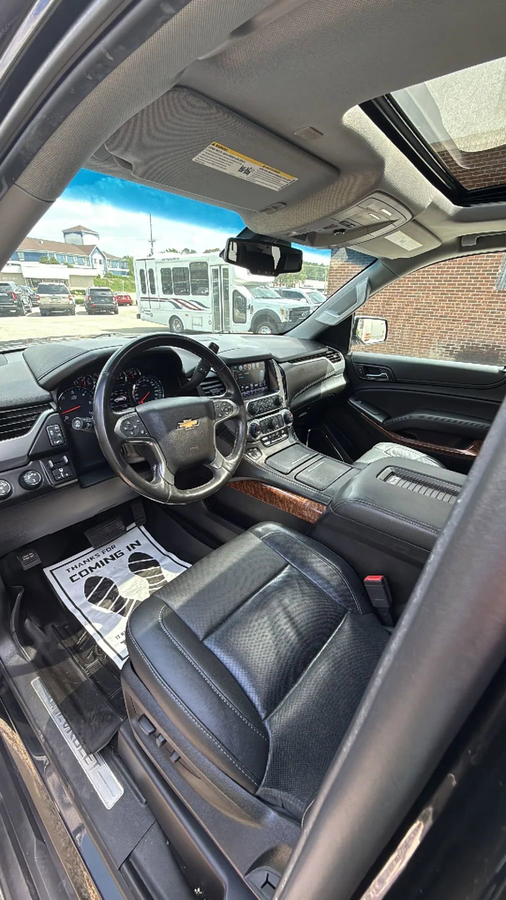 Used 2018 Chevrolet Tahoe Premier AWD/4WD image 22