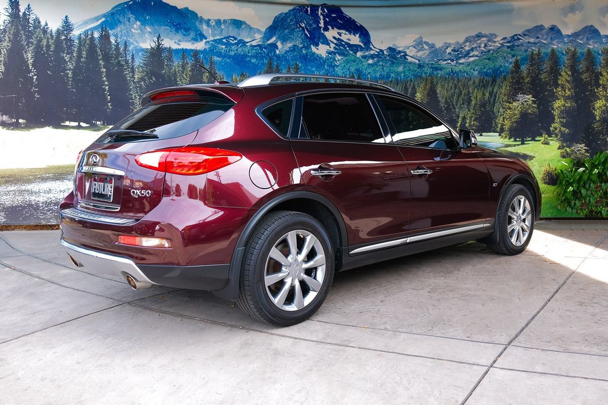 Used 2016 INFINITI QX50 2WD w/ Premium Package image 6