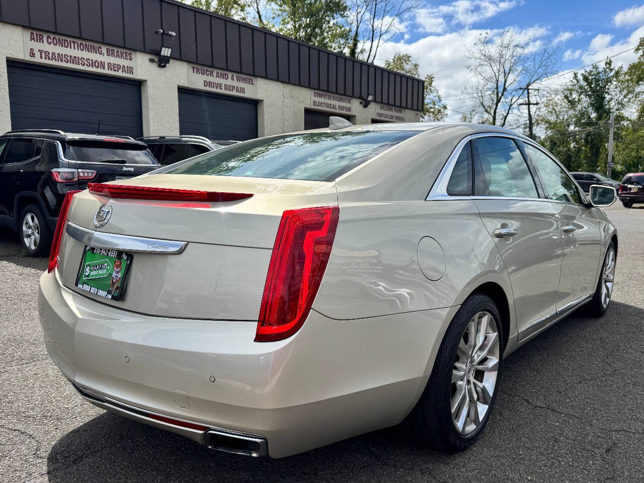Used 2015 Cadillac XTS Luxury FWD image 6