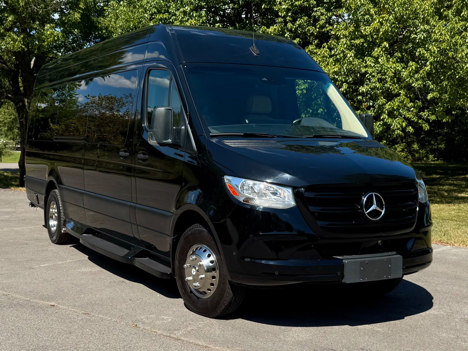 Used 2019 Mercedes-Benz Sprinter 170 image 1