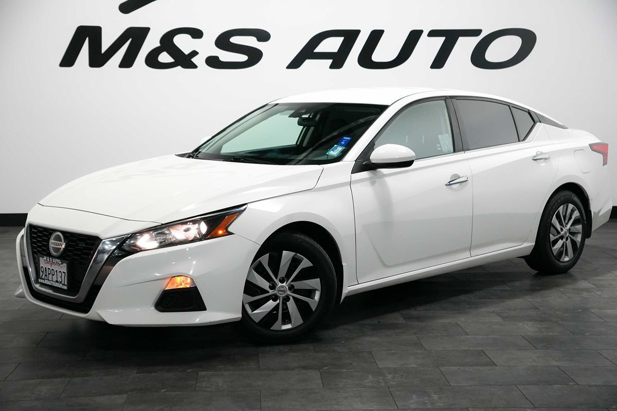 Used 2022 Nissan Altima 2.5 S FWD image 2