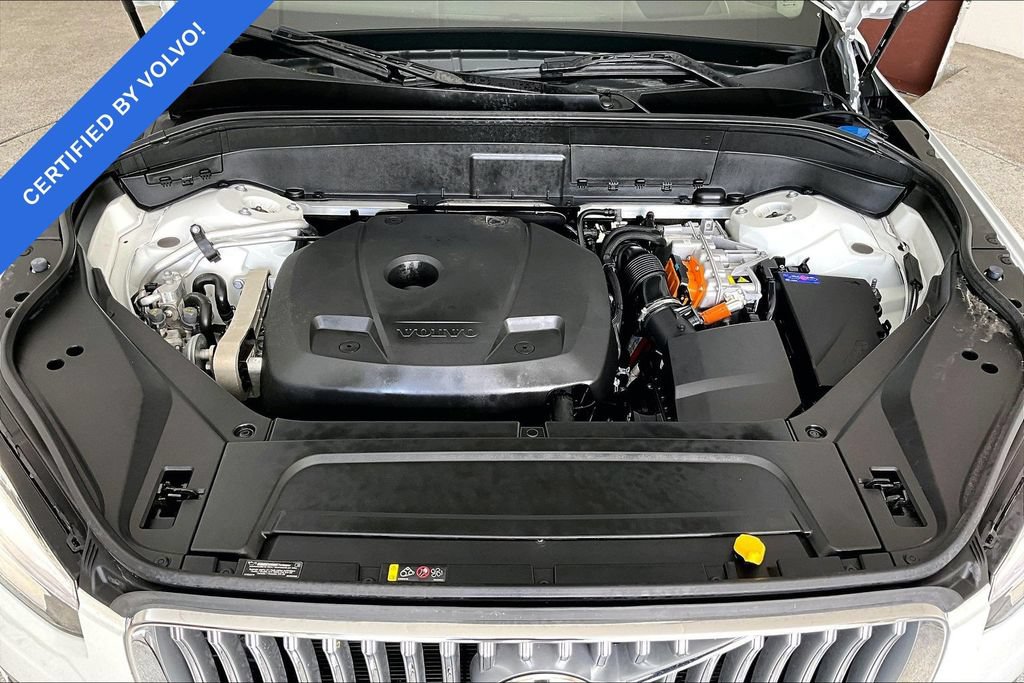 Used 2025 Volvo XC90 T8 Ultra w/ Protection Package Premier AWD/4WD image 11