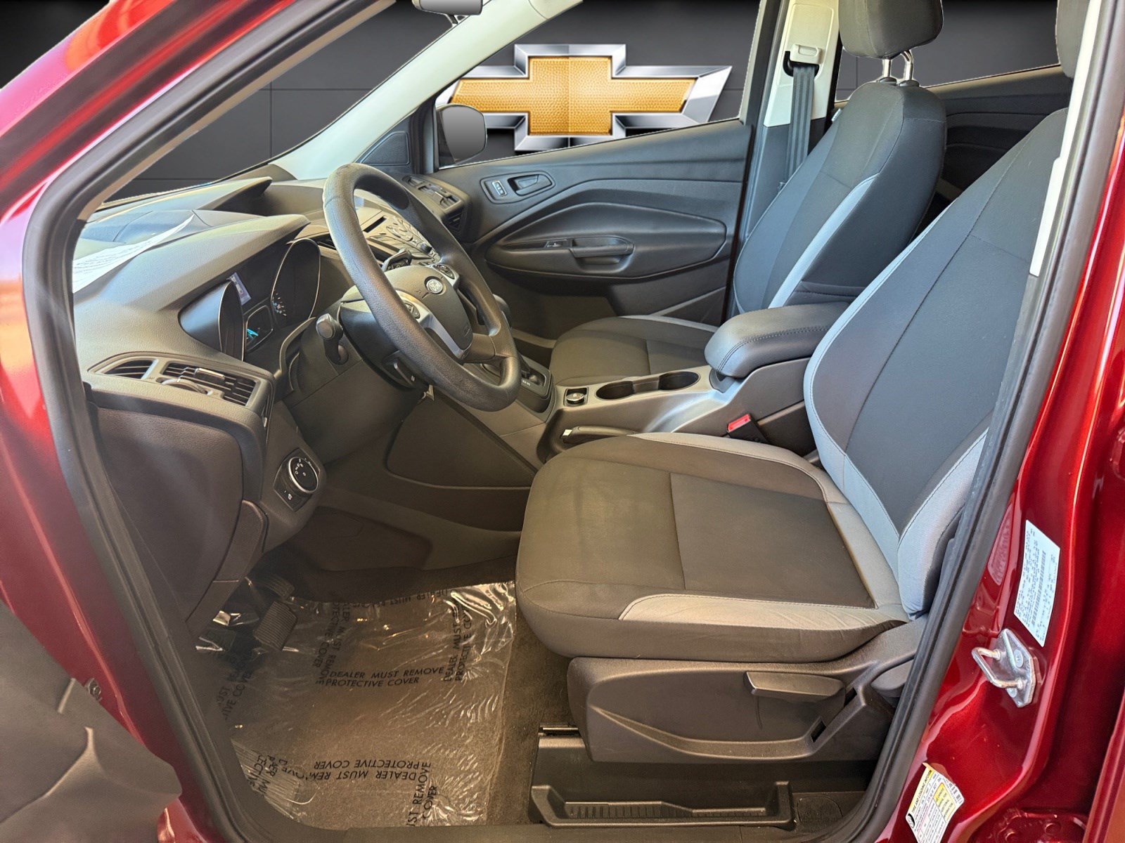 Used 2015 Ford Escape S FWD image 9