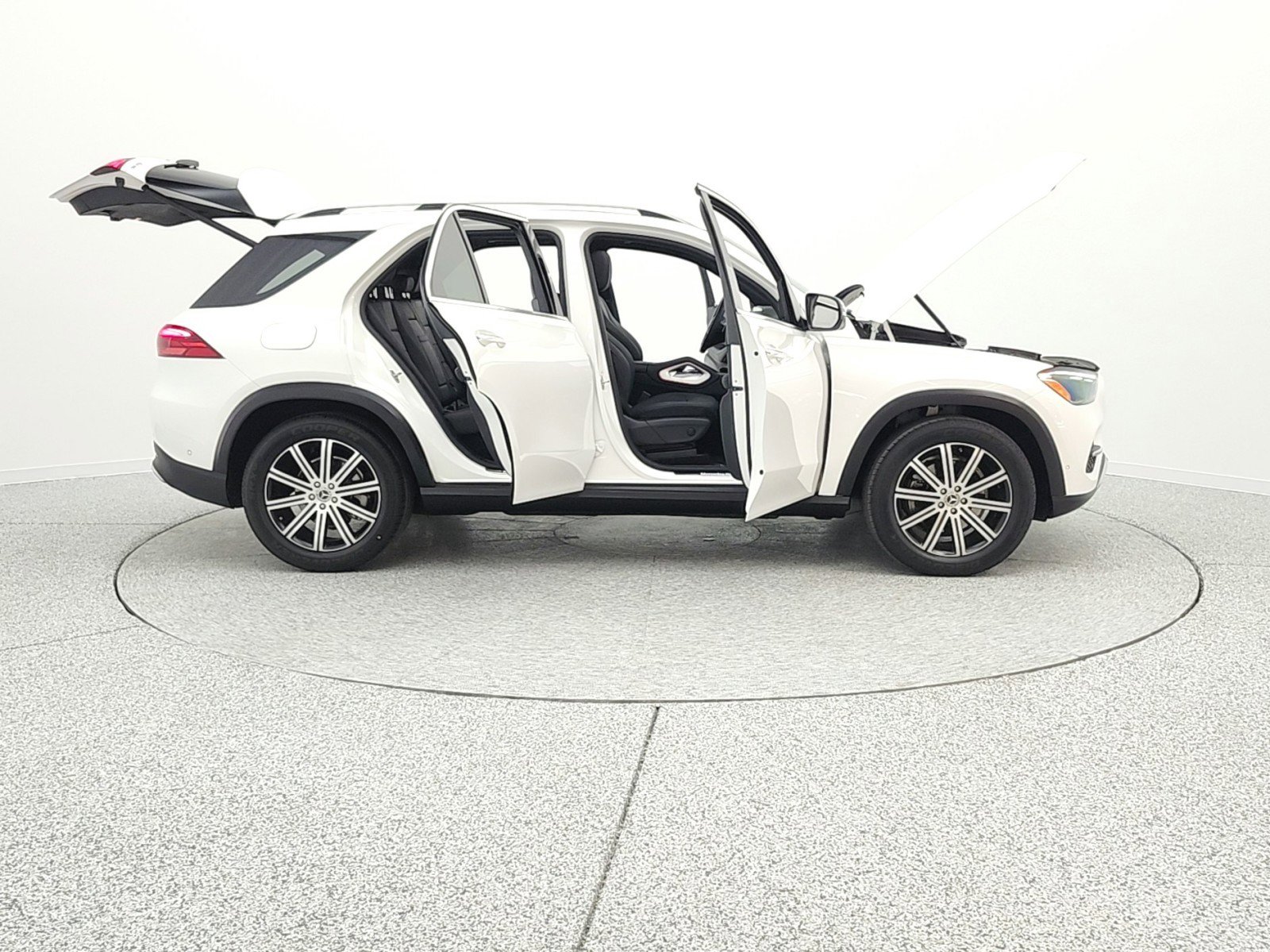 Certified 2024 Mercedes-Benz GLE 350 4MATIC image 4