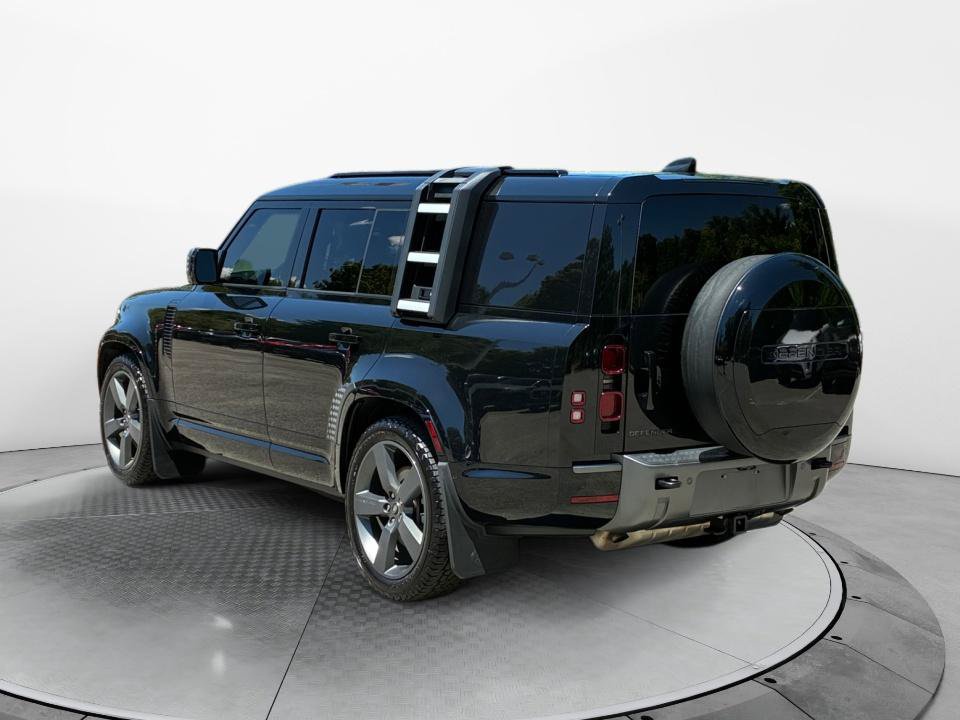 Certified 2024 Land Rover Defender 130 Outbound AWD/4WD image 5