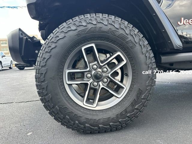 Used 2025 Jeep Gladiator Mojave w/ Convenience Group image 31