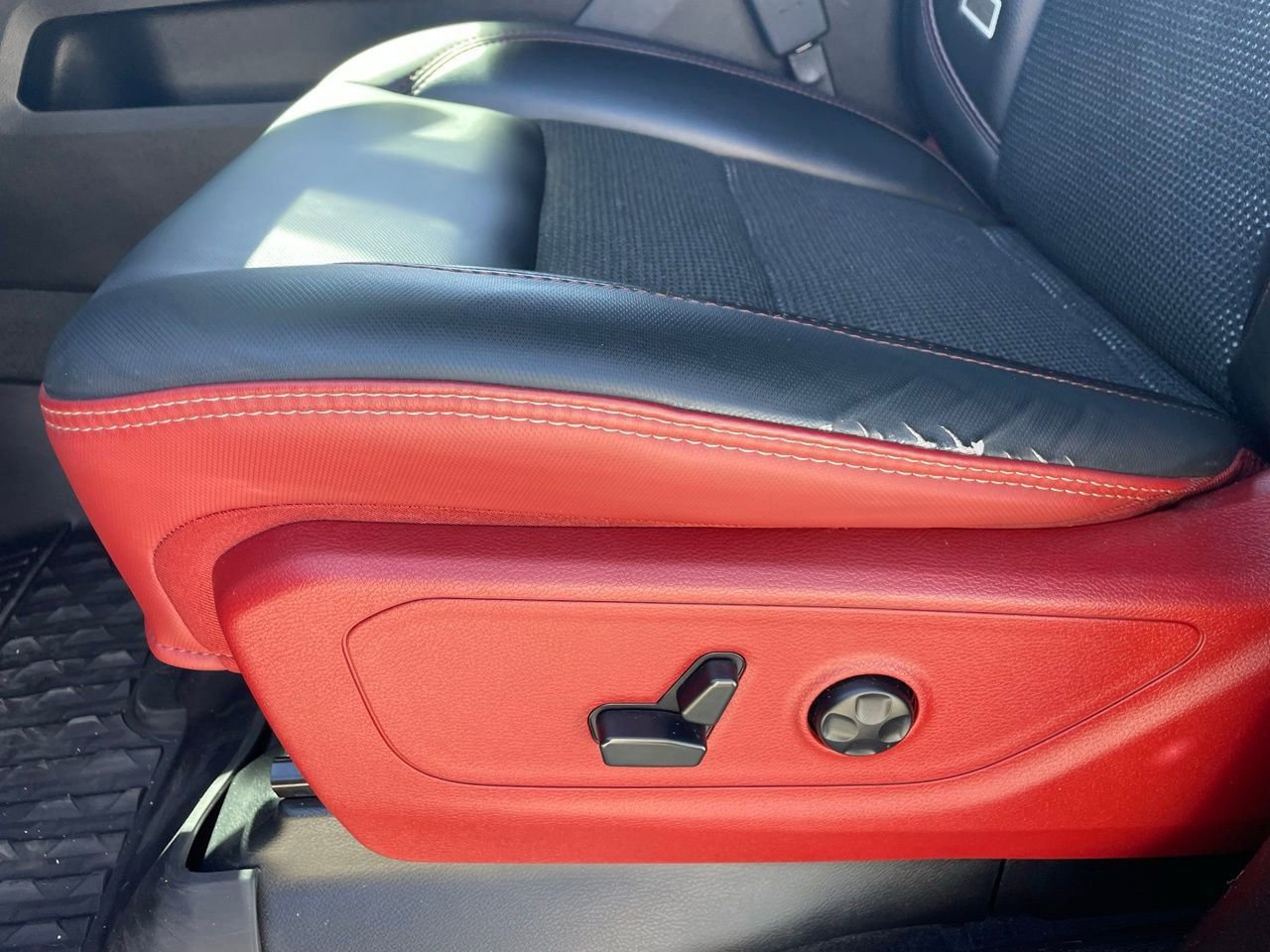 Used 2019 RAM 1500 Rebel w/ Rebel Level 1 Equipment Group image 4