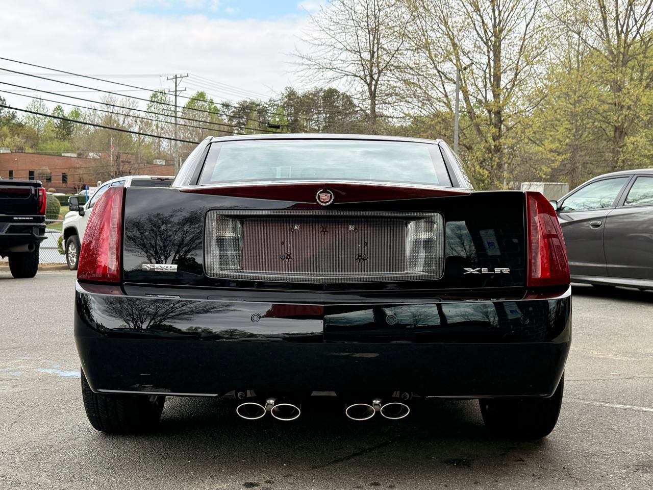 Used 2006 Cadillac XLR image 3