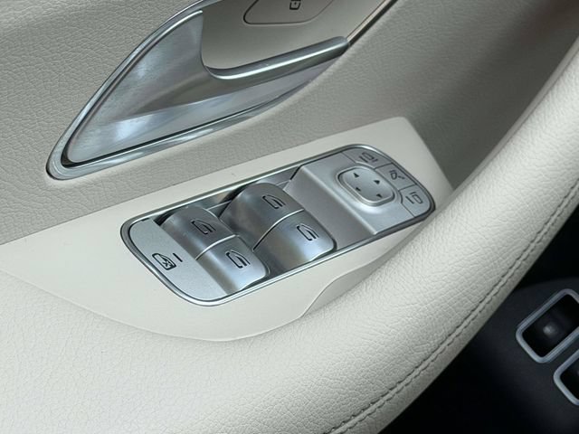 Certified 2025 Mercedes-Benz GLE 450e 4MATIC image 22