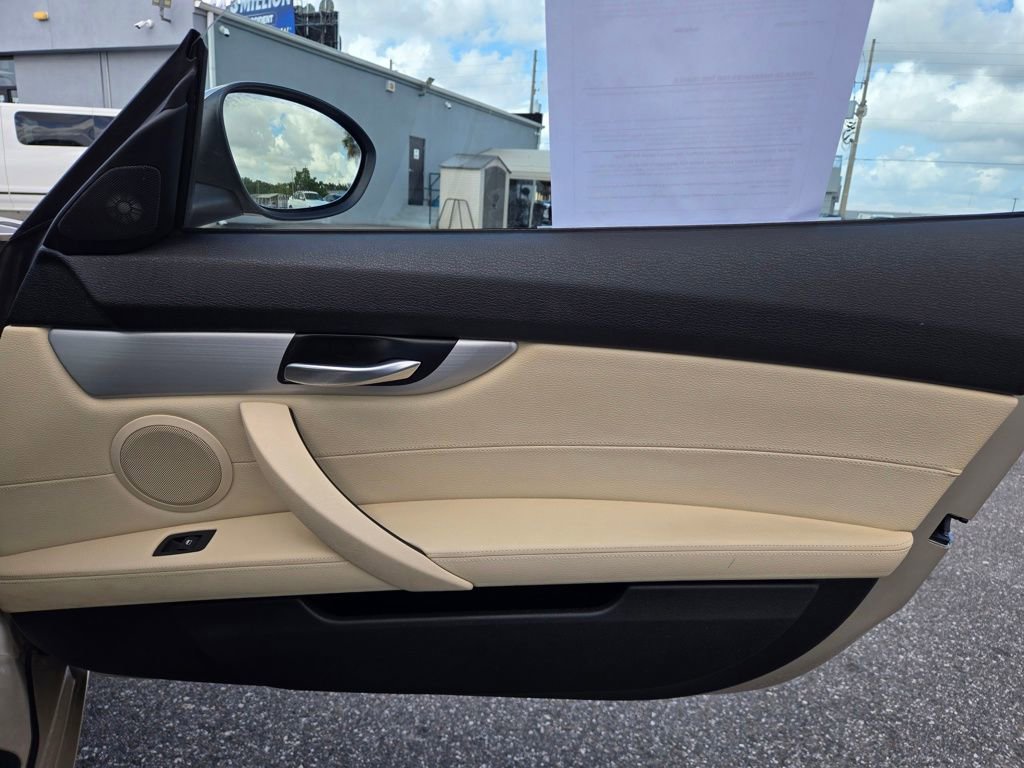 Used 2012 BMW Z4 sDrive35i RWD image 42