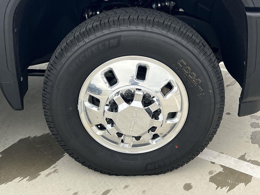 New 2026 GMC Sierra 3500 Denali Ultimate AWD/4WD image 35