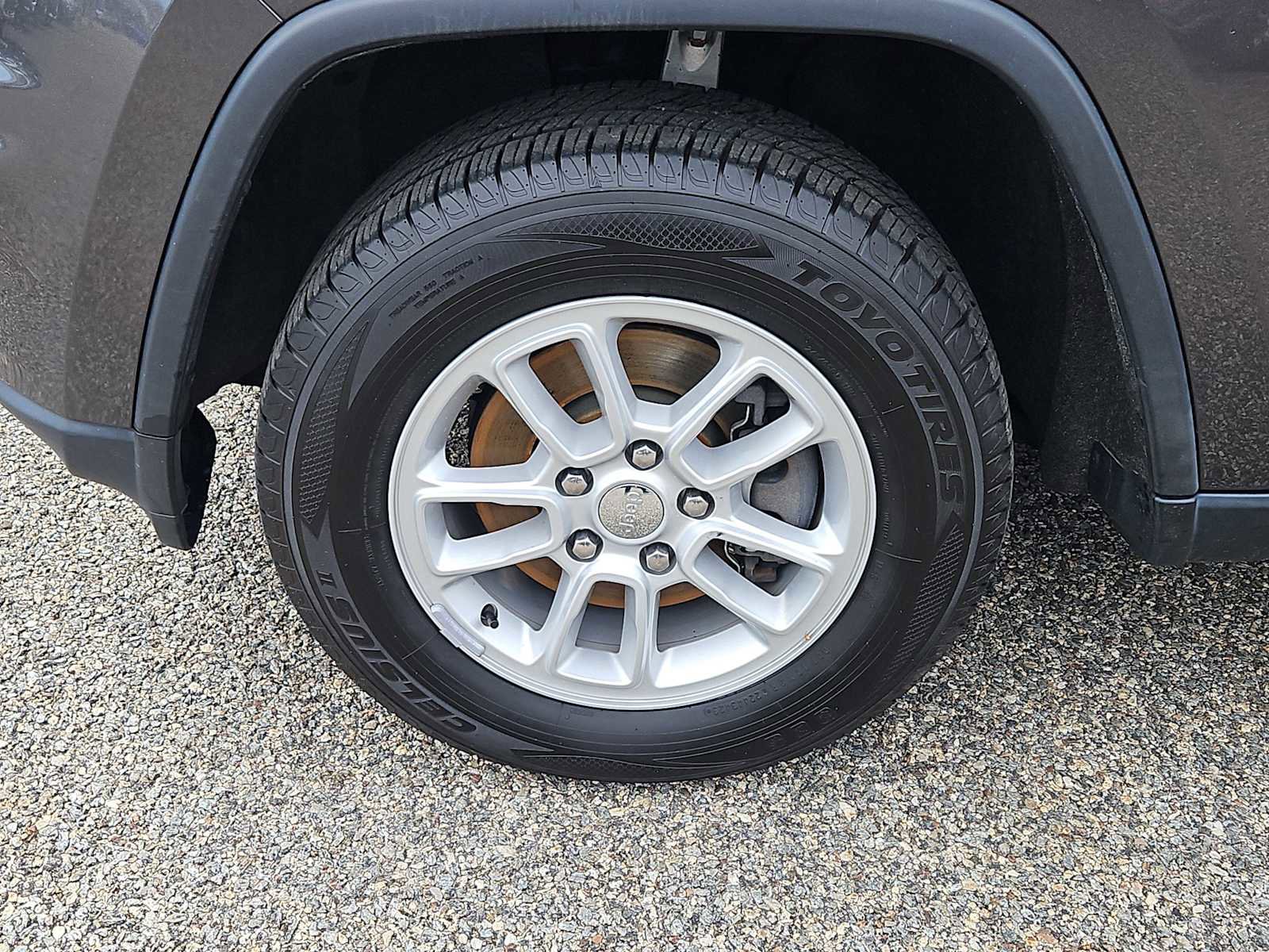 Used 2020 Jeep Grand Cherokee Laredo AWD/4WD image 8