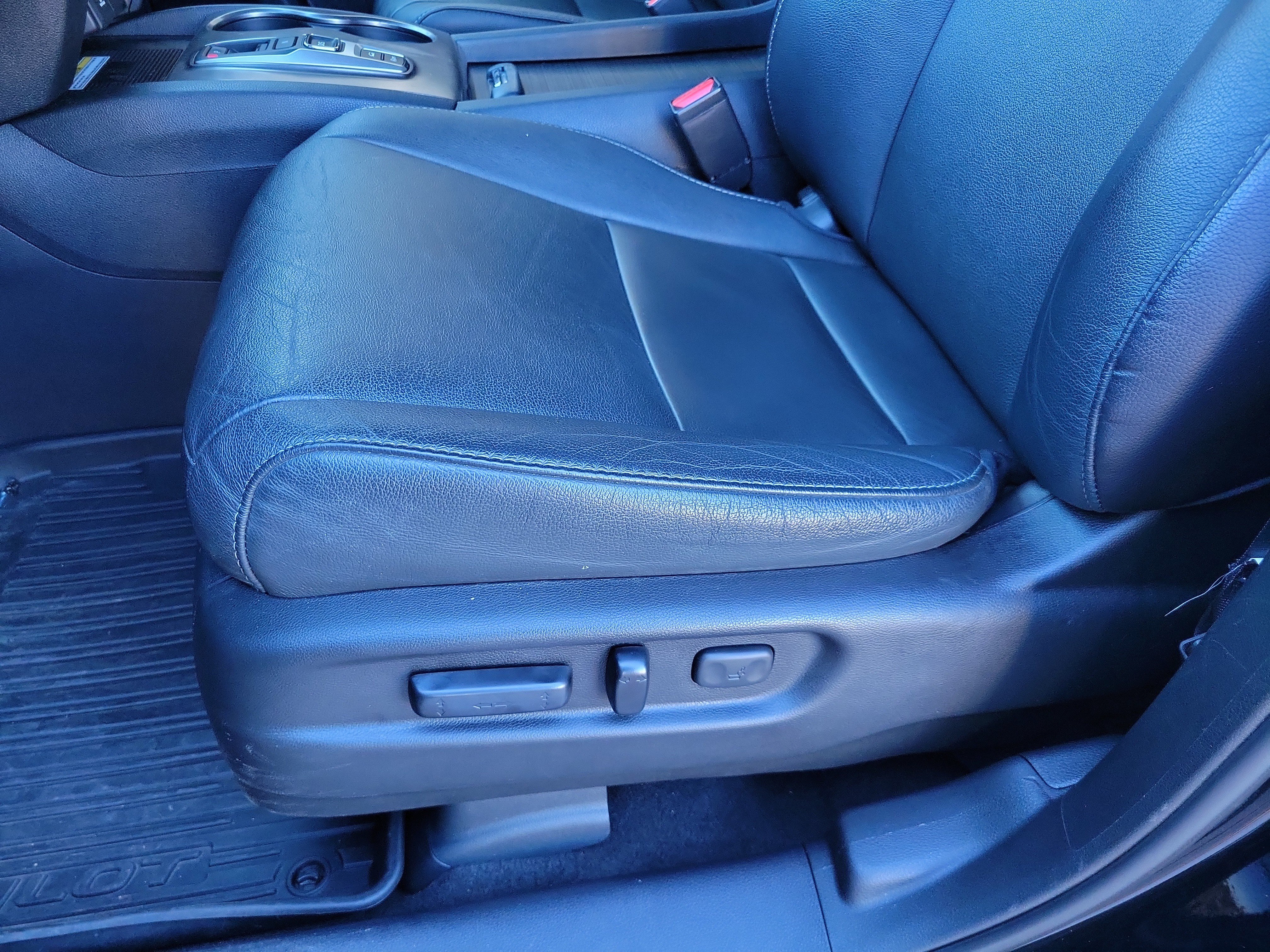 Used 2021 Honda Pilot Special Edition image 10