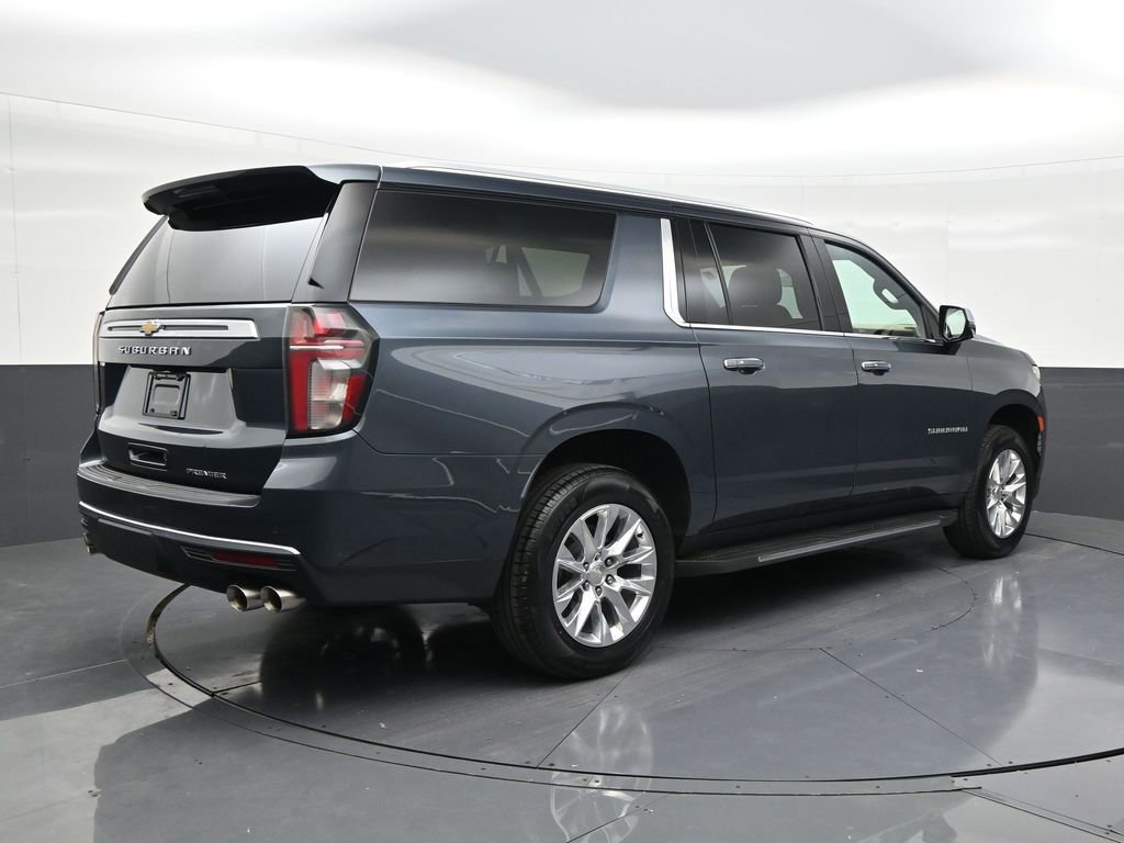 Used 2021 Chevrolet Suburban Premier w/ Premium Package RWD image 5
